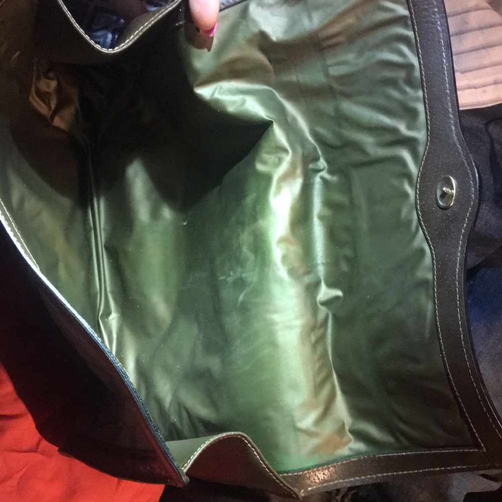 Gucci bag barely used in great condition - Picture 4 of 4